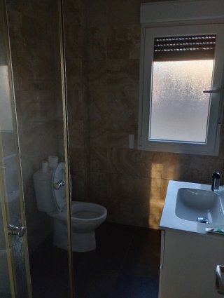 Alquilo habitación a persona sola