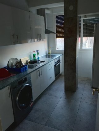 Alquilo habitación a persona sola