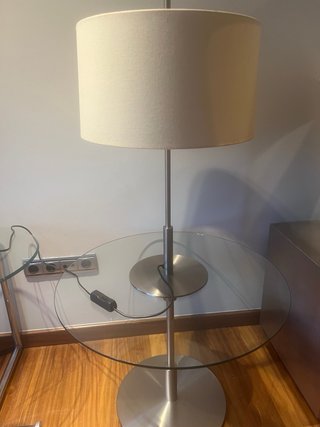 Mesa y Lámpara Diana de Santa Cole