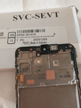 Samsung A16 5G pantalla con Chasis
