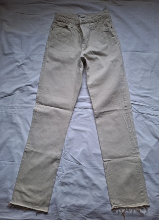 Pantalón vaquero Zara beige T34