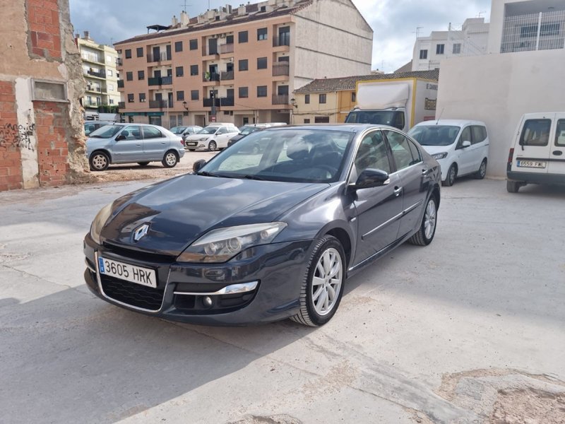 Renault Laguna 2013 - foto 1