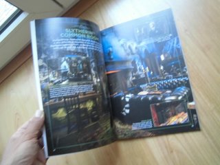 THE OFFICIAL GUIDE THE MAKING OF HARRY POTTER