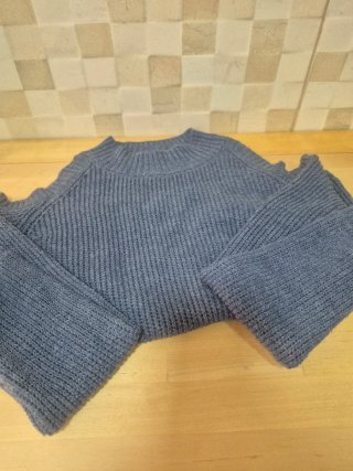 Jersey Hombros Descubiertos Gris Azul