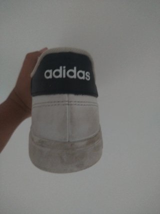 Zapatillas Adidas Blancas con Cordones Animal Prin