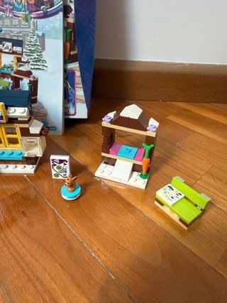 Lego Friends 41322, La pista di pattinaggio