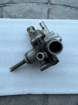 Bomba Agua CBR 600F 2001 Averiada