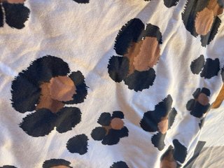 Conjunto shorts de pana y sudadera niña