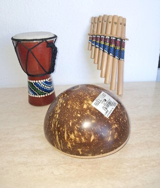 Kalimba, Tambor y Flauta de Pan