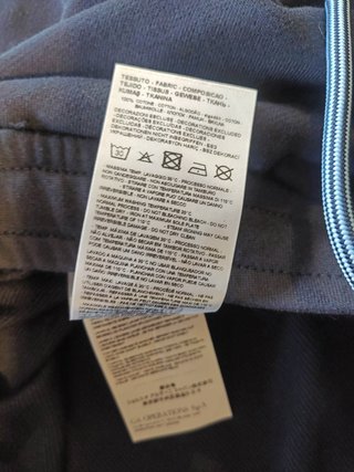 Pantalón jogger Armani Exchange gris Talla L