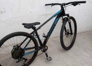 Bicicleta Giant Talon Aluminio Negro/Azul