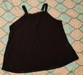 Camiseta nueva sin mangas con anillas