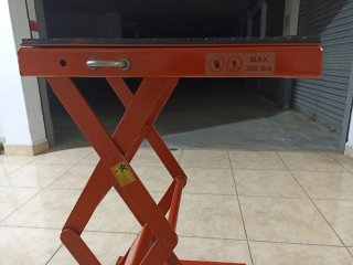 Caballete elevador para moto,ideal trial, enduro.