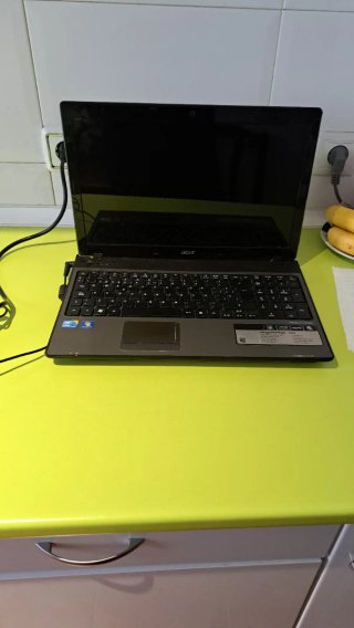 Acer Aspire 5741 Portátil