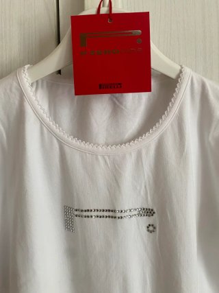 T-shirt tg 10 anni bambina Pirelli