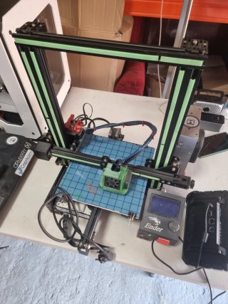 Impresora 3D 6 unidades + Repuestos y pantalla