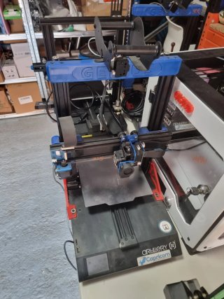 Impresora 3D 6 unidades + Repuestos y pantalla