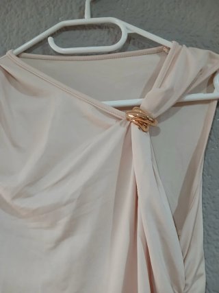 2 Vestidos Beige y negro