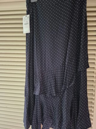 Falda Zara azul sin estrenar