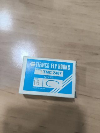 Lote Anzuelos Tiemco Fly Hooks TMC 2487