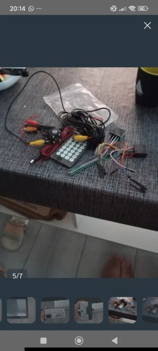 Pantalla radio 7010B Negra con cámara trasera