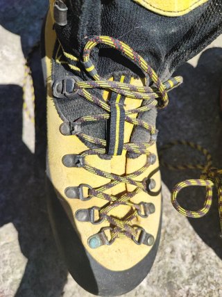 Botas Montaña La Sportiva Nepal Evo T43.5