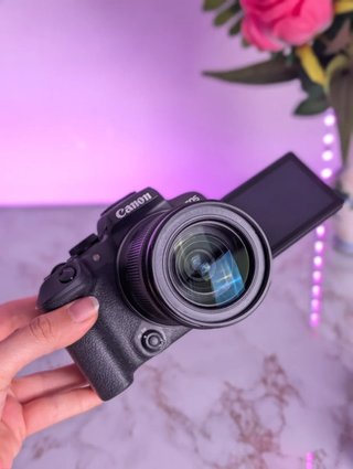 Canon R10 + Objetivo 18-150mm