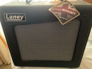 Amplificador Laney Cub Super 12. No hago cambios.
