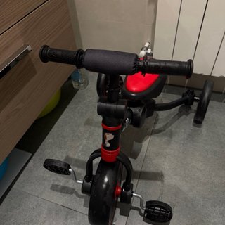 Triciclo infantil