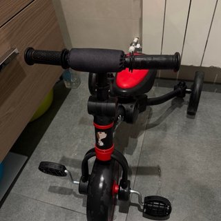 Triciclo infantil