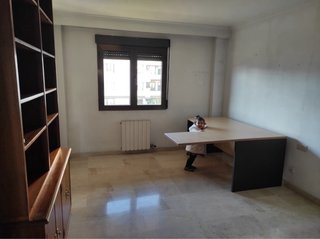 Mesa de escritorio en forma de L (Madera)