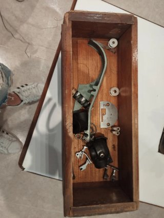Máquina de coser Singer antigua