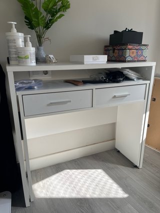 Escritorio blanco extensible