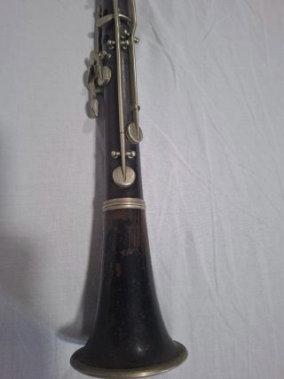 Clarinete antiguo de madera