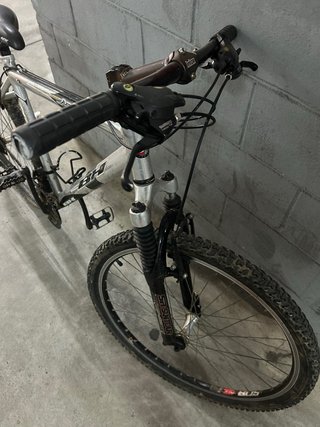 Bicicleta BTT Aluminio BH Jumper