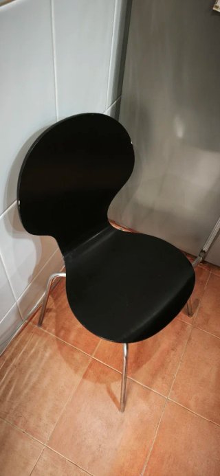 Mesa cristal negra y 2 sillas