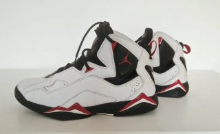 Jordan True Flight Blancas y Rojas