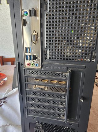 Ordenador de sobremesa AMD Ryzen 5 3600
