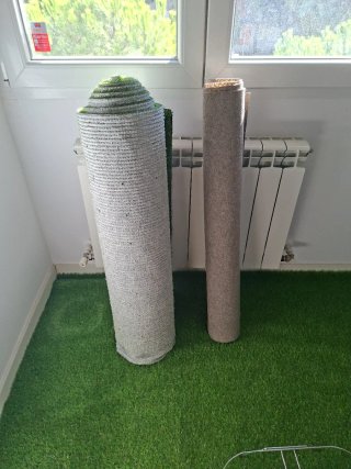 Césped artificial verde