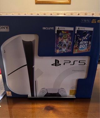 Consola PS5 con lector y mando