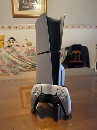 Consola PS5 con lector y mando