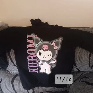 Sudaderas. 10 euros cada una. Talla en las fotos.