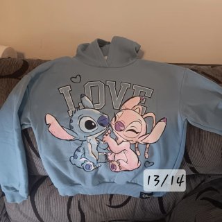 Sudaderas. 10 euros cada una. Talla en las fotos.