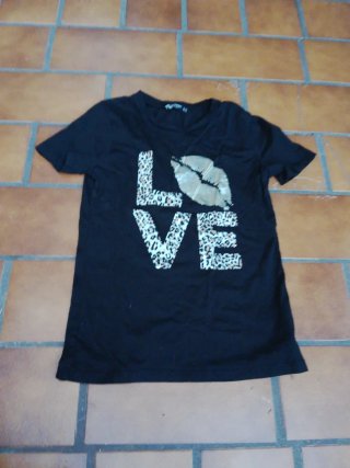 Camiseta LOVE Stradivarius