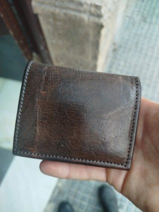 Cartera de cuero marrón