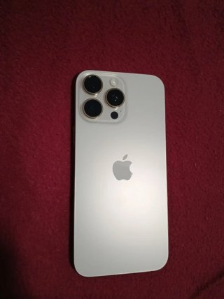 iPhone 16 Pro Max