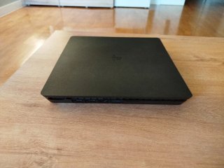 Consola PlayStation 4 Negra.
