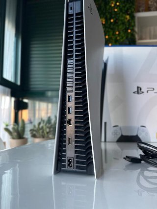 Consola PS5 con lector de disco