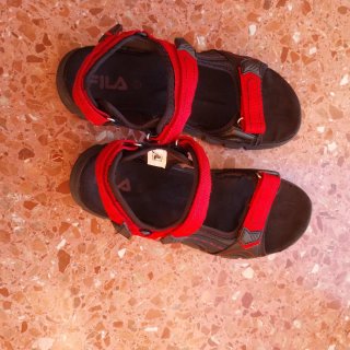Sandalias Fila Rojas Talla 43