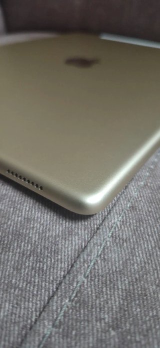 Apple iPad Air 2 A1652 dorado